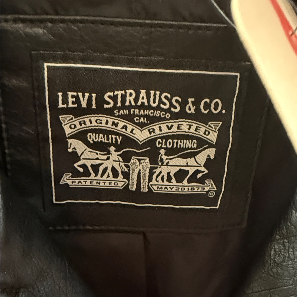 Levi's Classic Black Faux Leather Moto Jacket. Women’s Size Small - Picture 2 of 12